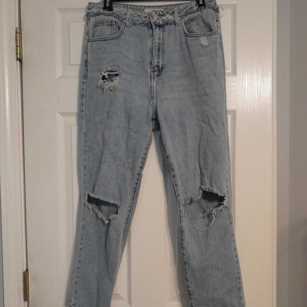 Women's Size 29 Pacsun Distressed Mom Jeans